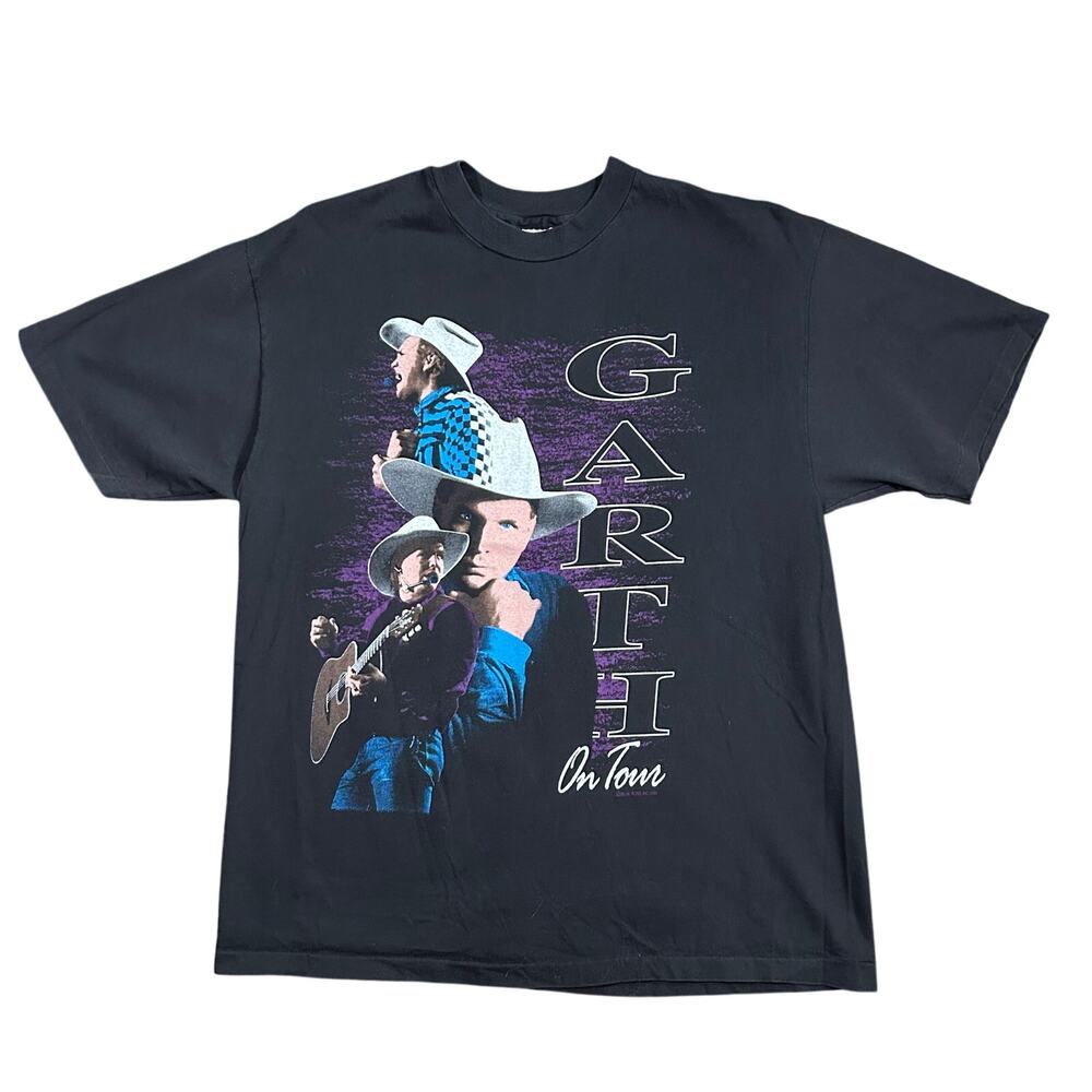 Vintage 90s Garth Brooks Country On Tour Graphic T-Shirt 1992